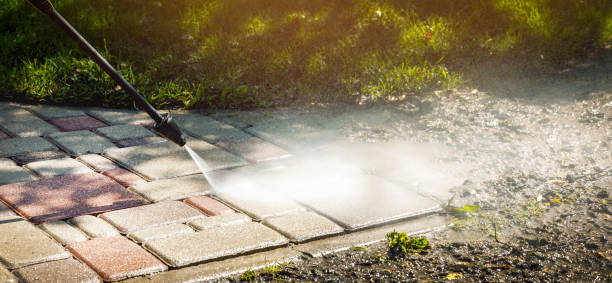 Best Sidewalk and Walkway Pressure Cleaning in De Pere, WI